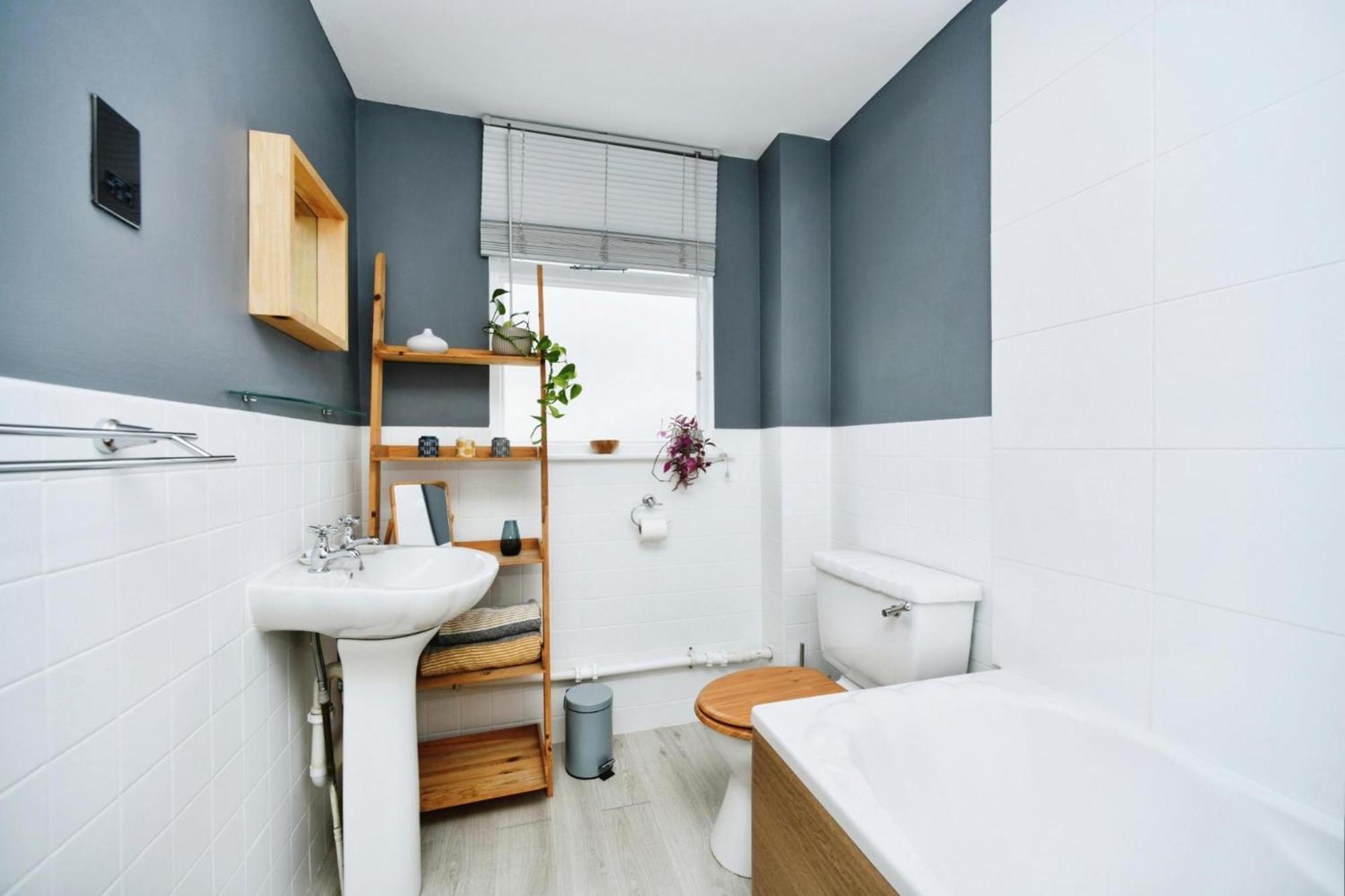 Sunny Seaside Sanctuary - Two Bedroom Apartment Brighton Kültér fotó